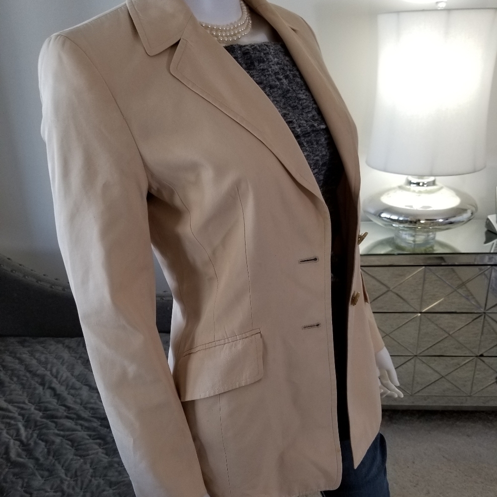 Women's jacket